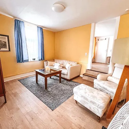 Gemuetliche Terassenwohnung Mit Rustikalem Charme *